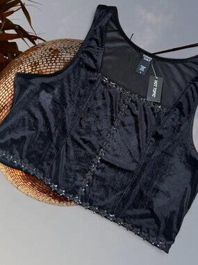 NWT Cosmic Aura by Hot Topic black velvet glittery star crop corset tank top ⭐️